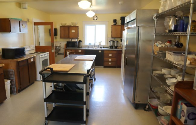 downstairs full kitchen